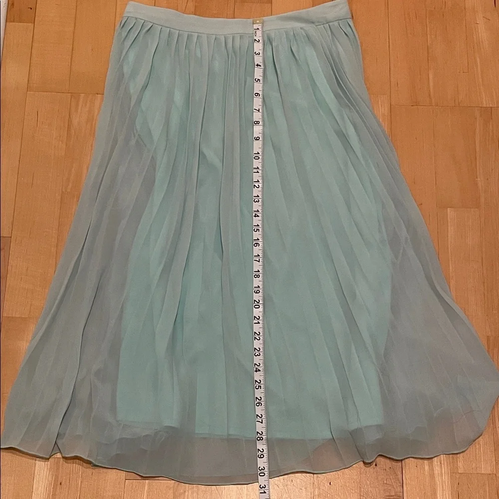 NWT twik Elegant Mint Green Pleated Midi Skirt - Picture 4 of 9